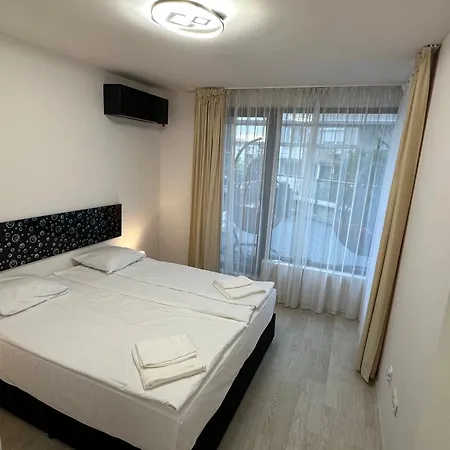 Garden - Two Large Terraces With Hanging Chairs And Sunset View Szófia