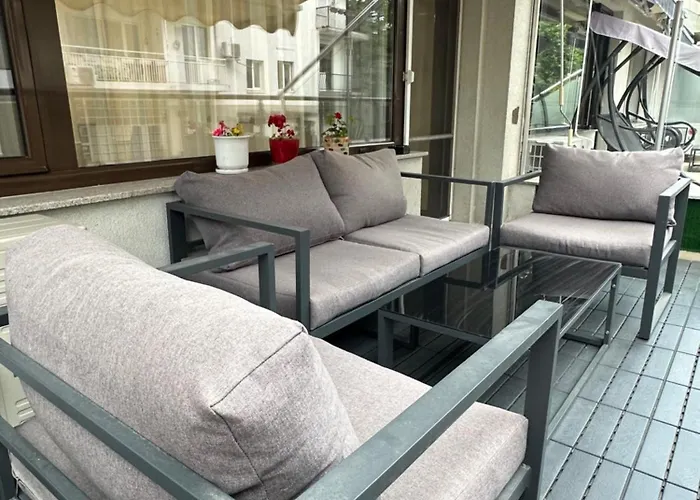 Garden - Two Large Terraces With Hanging Chairs And Sunset View Apartament Sofia